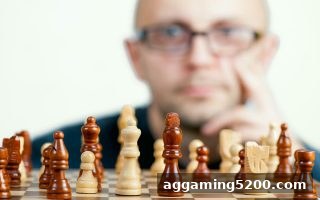 双色球五子棋：随机与策略的博弈之美，让球盘平台带你深入棋局